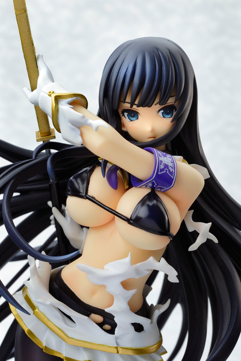 Amazon | 閃乱カグラ 斑鳩 (1/8スケール PVC塗装済み完成品